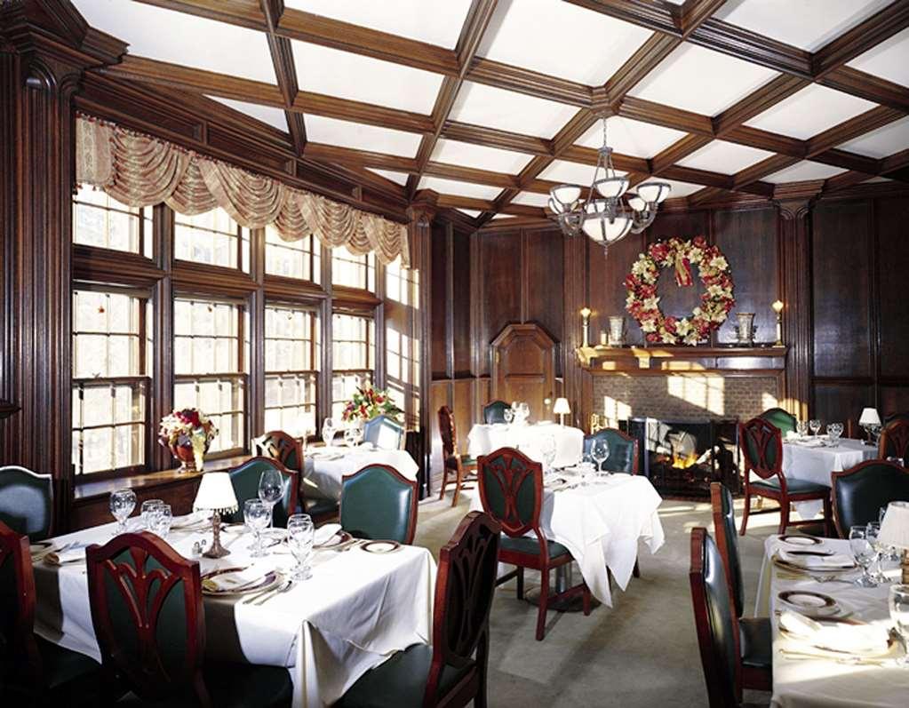 Castle Hill Resort And Spa Proctorsville Restaurant photo